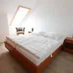 Itjen Am 1 Gruen Apartmán *
