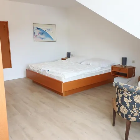 Itjen Am 1 Gruen Appartement *